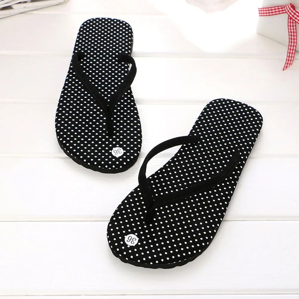 Tongs en Caoutchouc pour Femmes et Hommes - Style et Confort pour la Plage